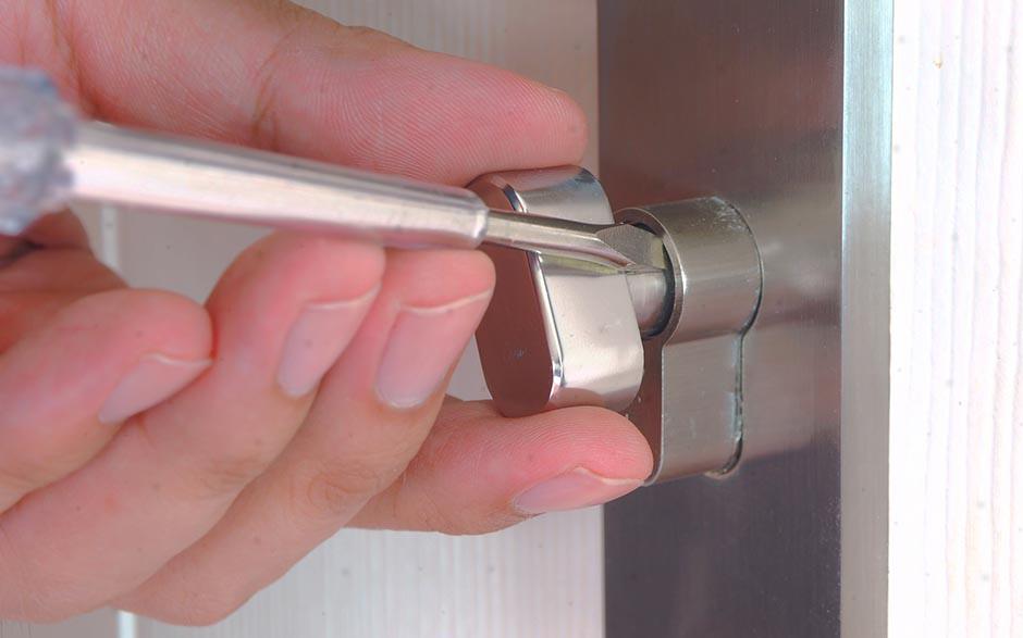heure serrurier ouverture de porte Évry